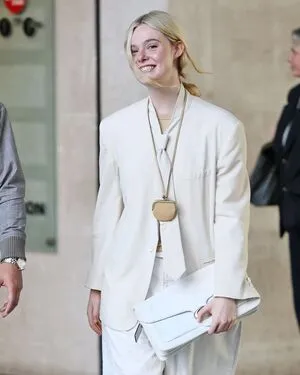 Elle Fanning OnlyFans Leaked Free Thumbnail Picture - #p4ab2WI4V6