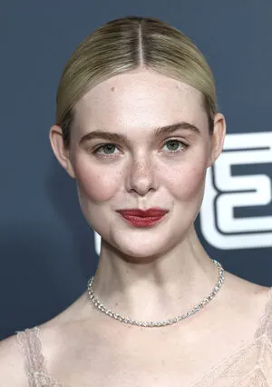 Elle Fanning OnlyFans Leaked Free Thumbnail Picture - #pGzECheIlp