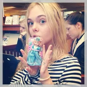 Elle Fanning OnlyFans Leaked Free Thumbnail Picture - #pKDUf9TcLV