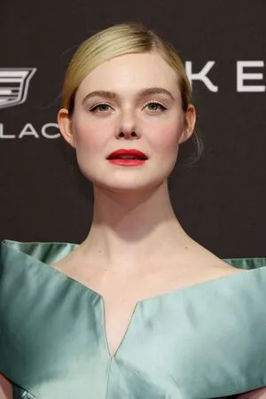 Elle Fanning OnlyFans Leaked Free Thumbnail Picture - #pUuH1d74QU