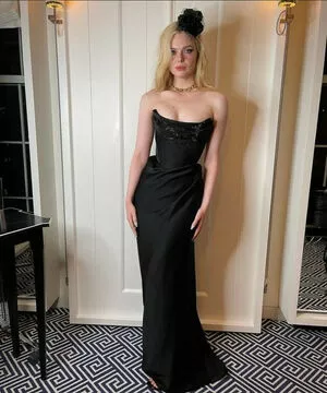 Elle Fanning OnlyFans Leaked Free Thumbnail Picture - #qca1VMBh39