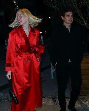 Elle Fanning OnlyFans Leaked Free Thumbnail Picture - #qxggDDBWpL