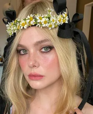 Elle Fanning OnlyFans Leaked Free Thumbnail Picture - #rxP8fZ2sa5