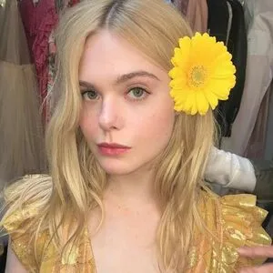 Elle Fanning Thumbnail Picture