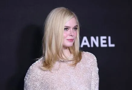 Elle Fanning OnlyFans Leaked Free Thumbnail Picture - #skmrxsSKcm