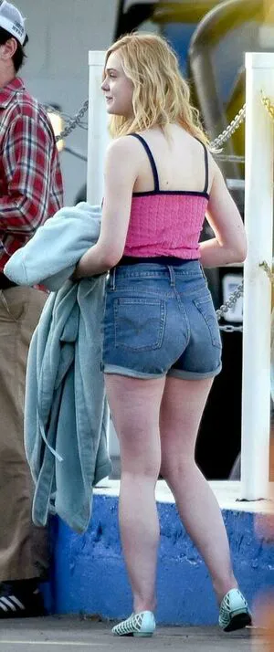 Elle Fanning OnlyFans Leaked Free Thumbnail Picture - #smcClXmC2c