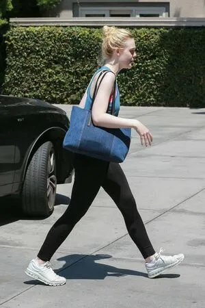 Elle Fanning OnlyFans Leaked Free Thumbnail Picture - #t1EP40hEkf