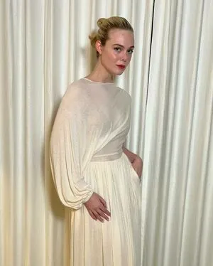 Elle Fanning OnlyFans Leaked Free Thumbnail Picture - #tPI8oyTE4C