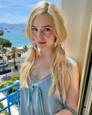Elle Fanning OnlyFans Leaked Free Thumbnail Picture - #v0JhYkfDom