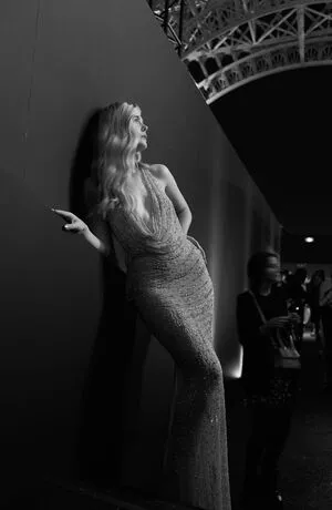 Elle Fanning OnlyFans Leaked Free Thumbnail Picture - #v7kBdfRF69