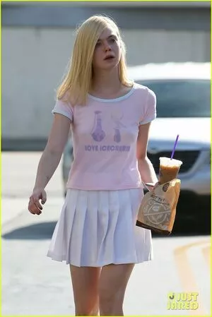 Elle Fanning OnlyFans Leaked Free Thumbnail Picture - #vr9FUzsvf6