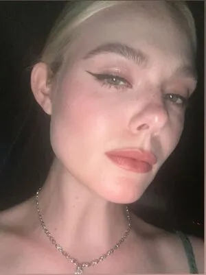 Elle Fanning OnlyFans Leaked Free Thumbnail Picture - #xeElTy2zBq