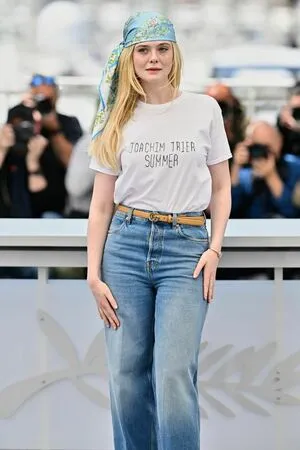 Elle Fanning OnlyFans Leaked Free Thumbnail Picture - #yA9XhcyJzW