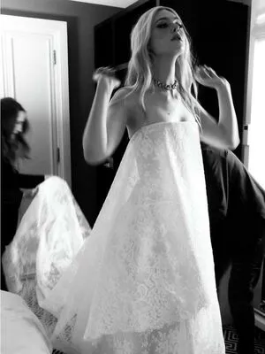 Elle Fanning OnlyFans Leaked Free Thumbnail Picture - #yQOhTJ72xl