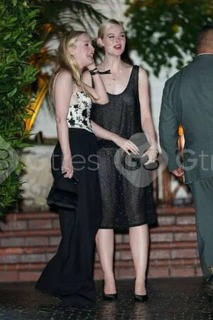 Elle Fanning OnlyFans Leaked Free Thumbnail Picture - #yWIEOBH82J