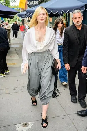 Elle Fanning OnlyFans Leaked Free Thumbnail Picture - #zdldJFGeTH