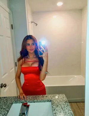 Elle Grenn OnlyFans Leaked Free Thumbnail Picture - #iH8XV7iQoR