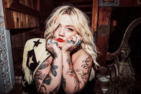 Elle King OnlyFans Leaked Free Thumbnail Picture - #1N4JGxFSD5