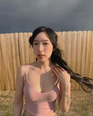 Elle Lee OnlyFans Leaked Free Thumbnail Picture - #akBserw6cz