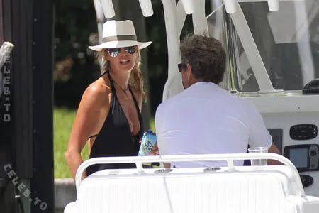 Elle Macpherson OnlyFans Leaked Free Thumbnail Picture - #4nyprrfLi9