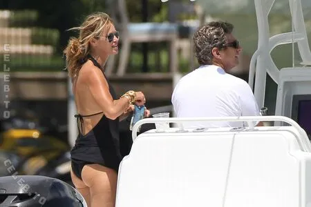 Elle Macpherson OnlyFans Leaked Free Thumbnail Picture - #RtqvXd98ep