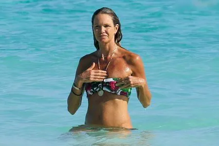 Elle Macpherson OnlyFans Leaked Free Thumbnail Picture - #zETuR9VAWU