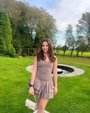 Elle Mulvaney OnlyFans Leaked Free Thumbnail Picture - #OVCcKGJYhT