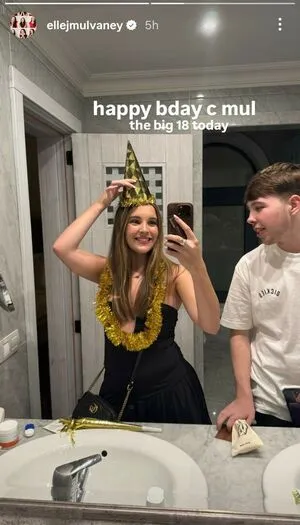 Elle Mulvaney OnlyFans Leaked Free Thumbnail Picture - #pxkPSL1ckU