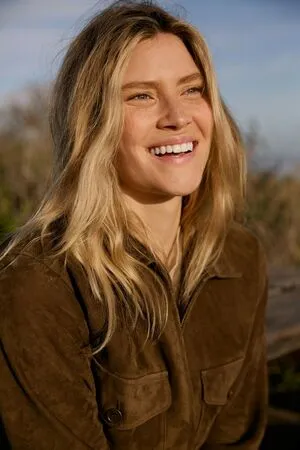 Elle Wagner OnlyFans Leaked Free Thumbnail Picture - #0q353dqjMY