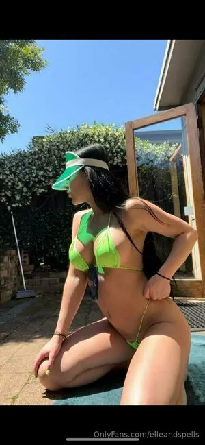 Elleandspells OnlyFans Leaked Free Thumbnail Picture - #2logGbEjXS