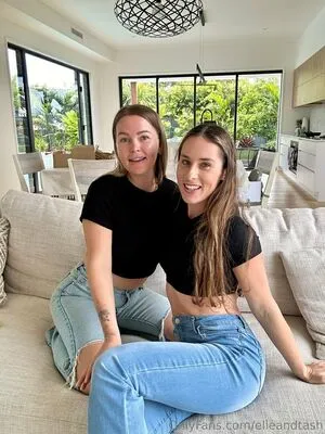 Elleandtash OnlyFans Leaked Free Thumbnail Picture - #Kxsa2rIUBX