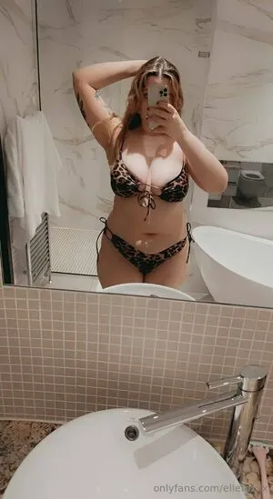 Ellefoxfree OnlyFans Leaked Free Thumbnail Picture - #80TEK8LZtB