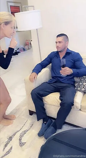 Ellehotmommy OnlyFans Leaked Free Thumbnail Picture - #dltaqUFgi0