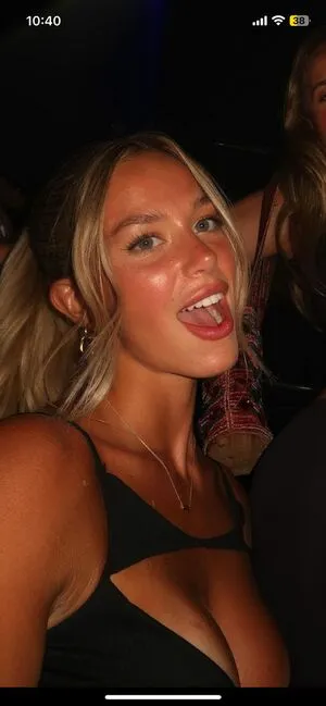 Ellejowett OnlyFans Leaked Free Thumbnail Picture - #T0atlZyAkP