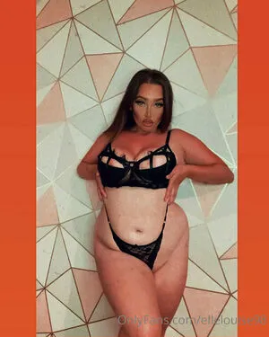 Ellelouise98 OnlyFans Leaked Free Thumbnail Picture - #jkUl7OFIJo