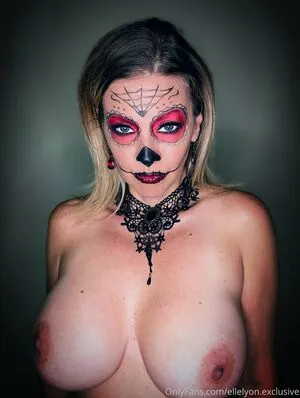 Ellelyon Exclusive OnlyFans Leaked Free Thumbnail Picture - #990MGXlDut