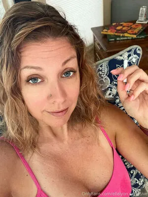 Ellelyon Exclusive OnlyFans Leaked Free Thumbnail Picture - #dygs1GB9Mr