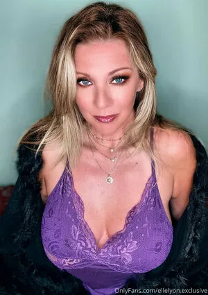 Ellelyon Exclusive OnlyFans Leaked Free Thumbnail Picture - #ojLCE6A5ar