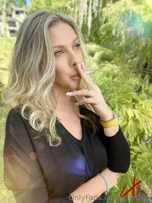Ellelyon OnlyFans Leaked Free Thumbnail Picture - #AuH7z9jV5c