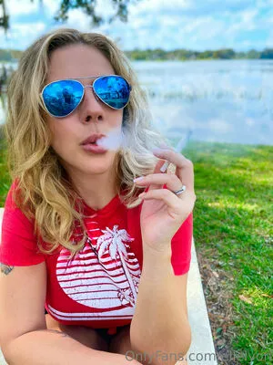 Ellelyon OnlyFans Leaked Free Thumbnail Picture - #yIfSXinOaS