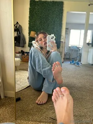 Ellemarzfree OnlyFans Leaked Free Thumbnail Picture - #sXEcPUNECY