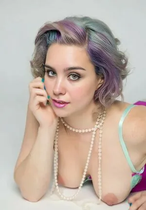 Ellen Rose Outside Xtra OnlyFans Leaked Free Thumbnail Picture - #xuRSUQa1xi