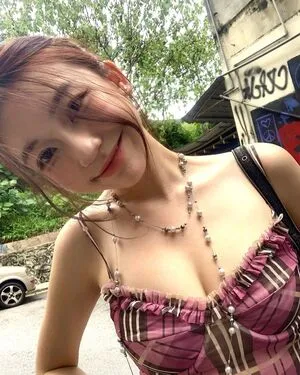 Ellen Tan OnlyFans Leaked Free Thumbnail Picture - #71SdXEDxhA