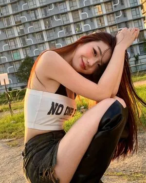 Ellen Tan OnlyFans Leaked Free Thumbnail Picture - #MF9AUjFfXo