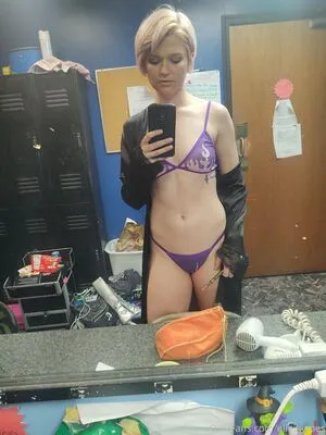 Elleohv Ee OnlyFans Leaked Free Thumbnail Picture - #gWSI4UgBgQ