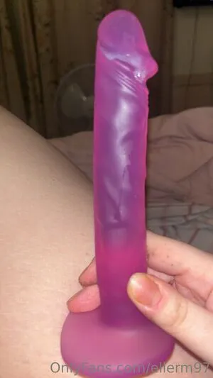 Ellerm97 OnlyFans Leaked Free Thumbnail Picture - #k4kAeppHIE