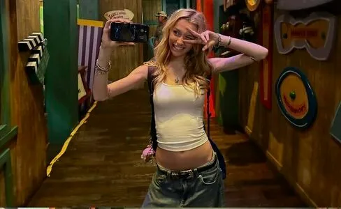 Ellesasmrr OnlyFans Leaked Free Thumbnail Picture - #DKCYMcEP3A