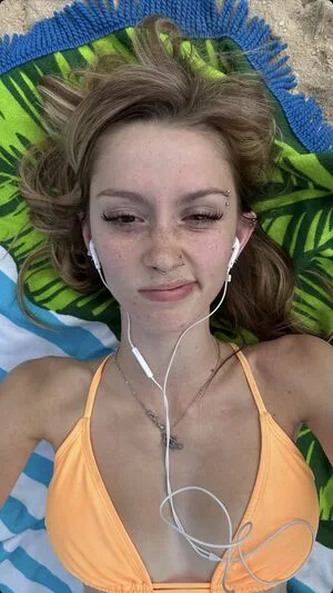 Ellesasmrr OnlyFans Leaked Free Thumbnail Picture - #GP7MO9d2BF