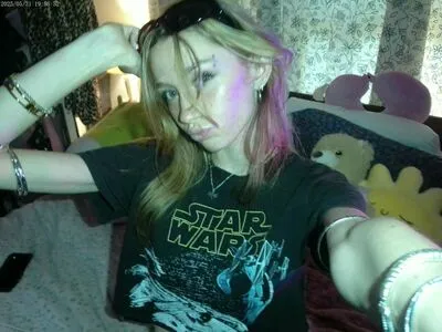 Ellesasmrr OnlyFans Leaked Free Thumbnail Picture - #maI5GiHaB9