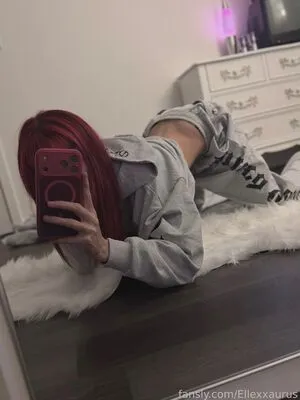 Ellesaurus23 OnlyFans Leaked Free Thumbnail Picture - #SALIRAP9iC